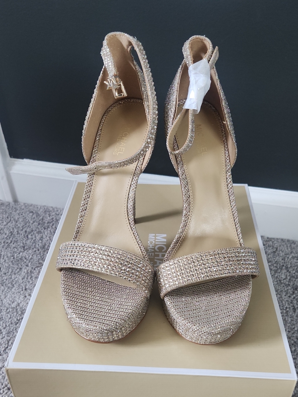 Michael Kors Jordyn Platform Sandal ✨size 7m